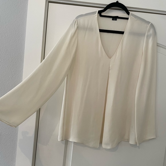100% Silk Theory Blouse (size small) - Picture 3 of 7
